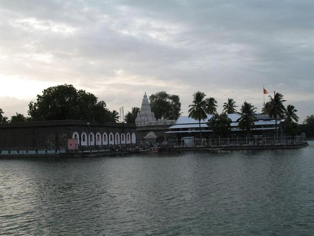 Shri Siddheshwar Temple